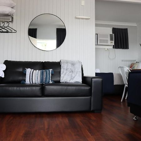 Almare Tourist Motel Ballina Eksteriør billede